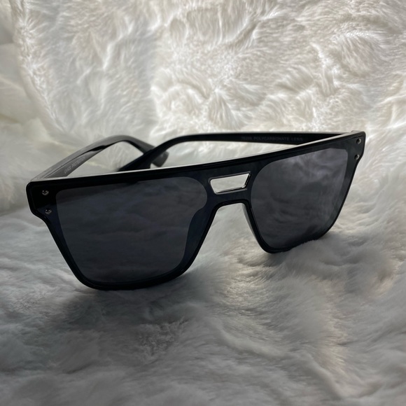 Deep World Other - Dark Square frames